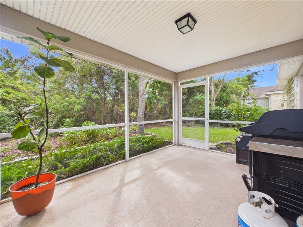 142 Briarcliff Circle, Sebastian, FL 32958 Photo
