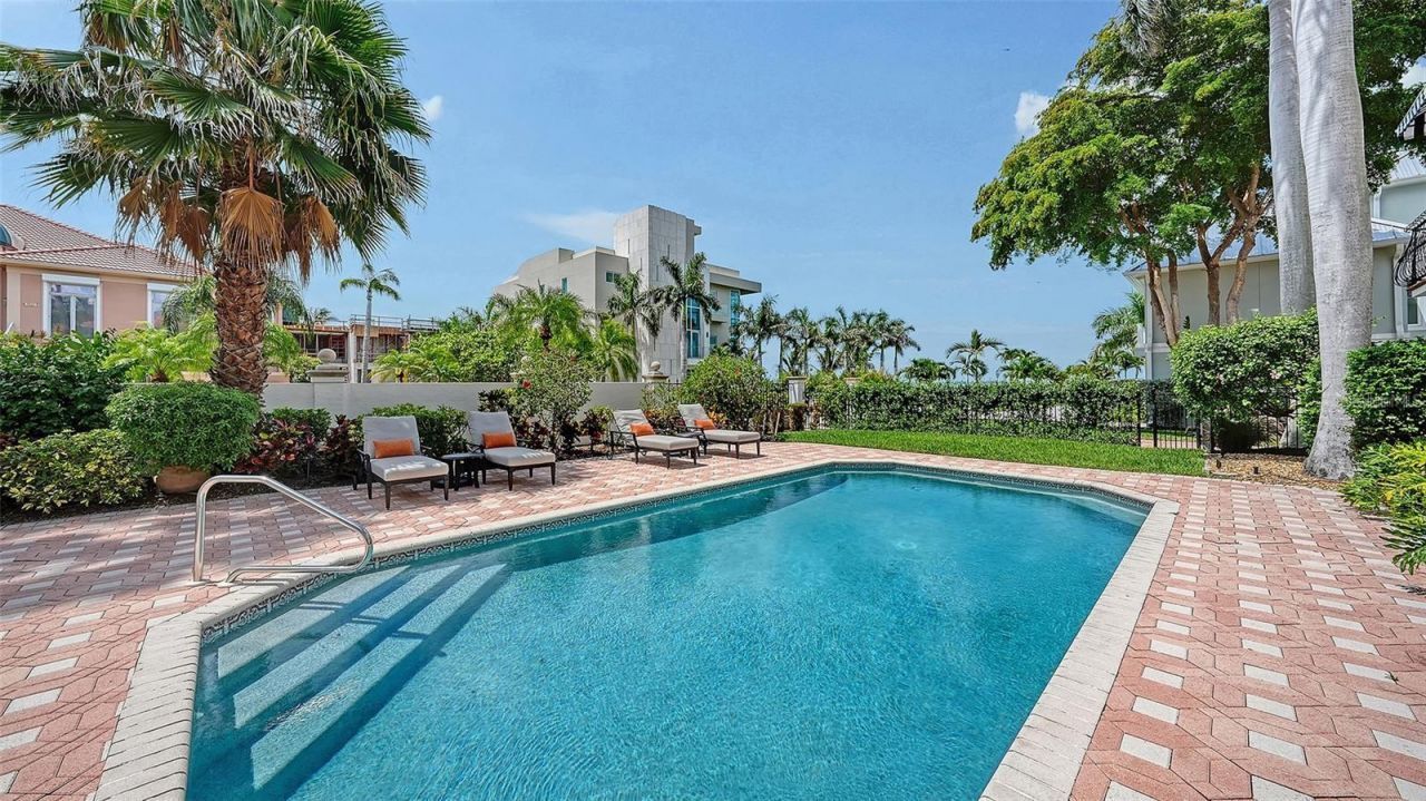 1023 Tocobaga Lane, Sarasota, FL 34236 Photo