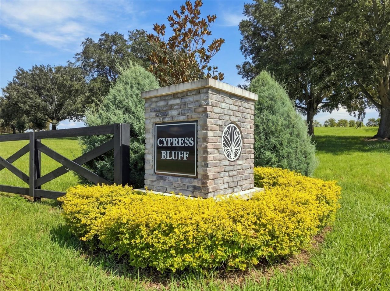 325 Fox Ridge Drive , Groveland, FL 34736 Photo