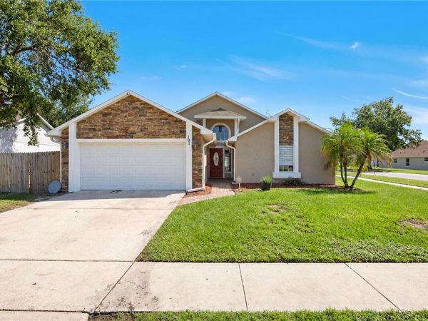 101 N ABERDEEN CIRCLE , SANFORD, FL 32773