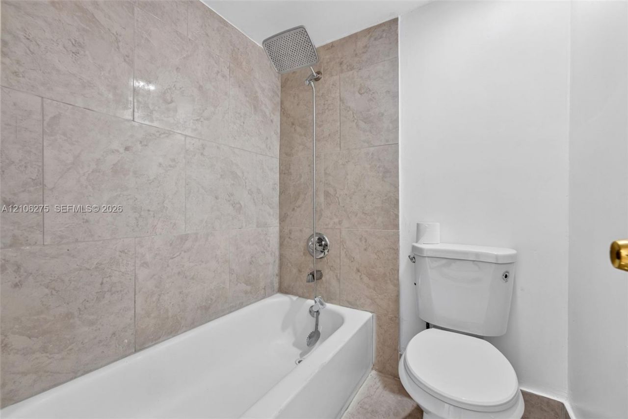10801 SW 109th Ct , Unit D305, Miami, FL 33176 Photo
