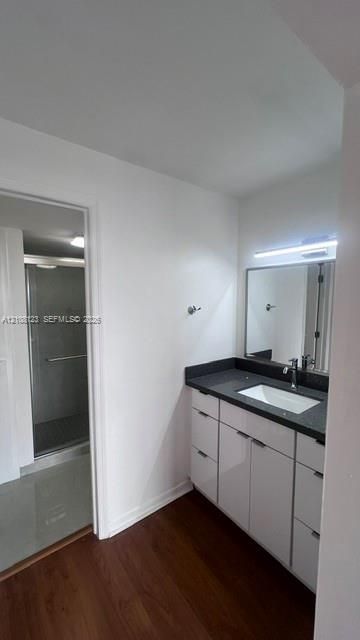 9682 Fontainebleau Blvd, Unit 709, Miami, FL 33172 Photo