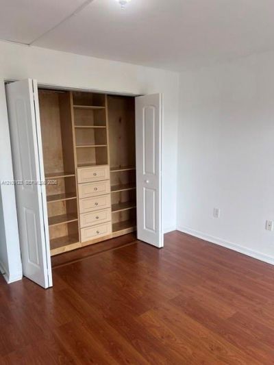 9682 Fontainebleau Blvd, Unit 709, Miami, FL 33172 Photo