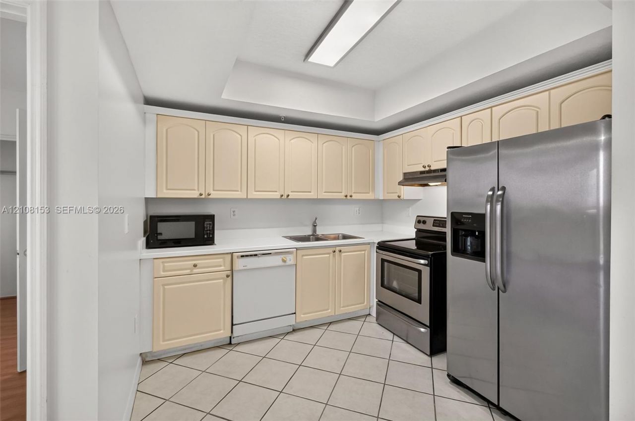 3500 Coral Way , Unit 1110, Miami, FL 33145 Photo