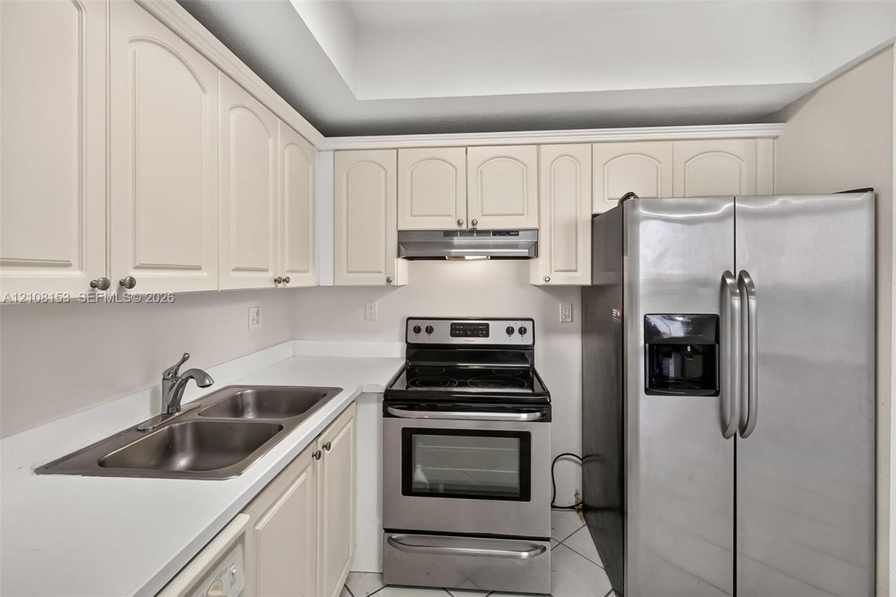 3500 Coral Way , Unit 1110, Miami, FL 33145 Photo