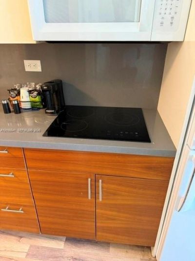 19201 Collins Ave , Unit 348, Sunny Isles Beach, FL 33160 Photo