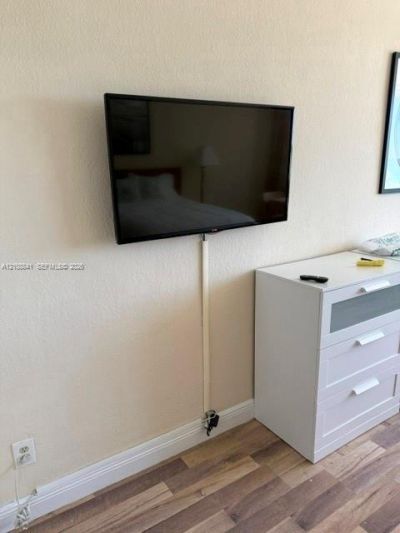 19201 Collins Ave , Unit 348, Sunny Isles Beach, FL 33160 Photo