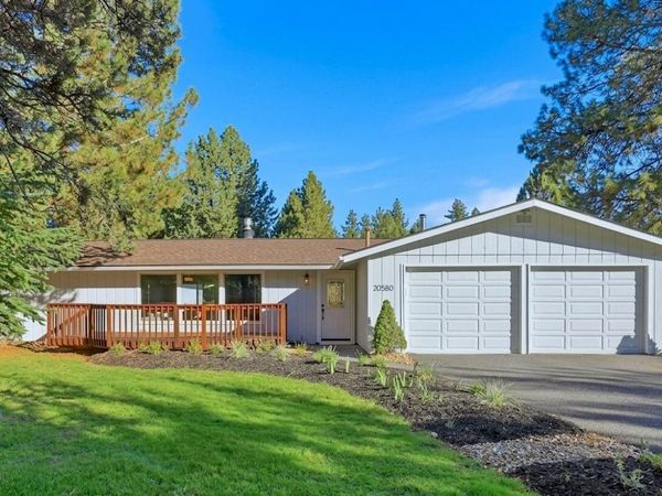 20580 Klahani Drive, Bend, OR 97702
