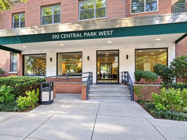 392 Central Park W, Unit 2R, New York (Manhattan), NY 10025