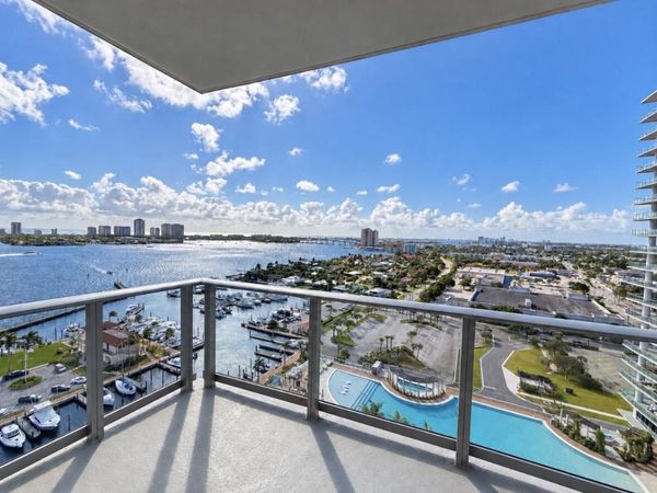 220 Lake Shore Drive, Unit 1607, Lake Park, FL 33403