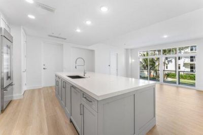 184 Lake Drive, Unit 4102, Palm Beach Shores, FL 33404 Photo
