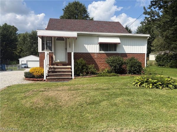 1805 Ronald Road , Akron, OH 44312