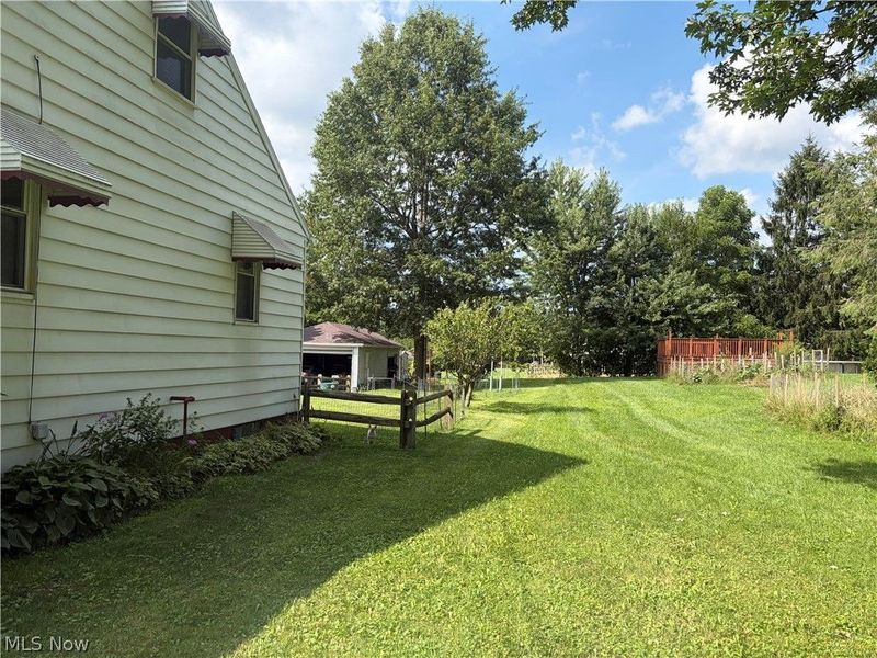 1805 Ronald Road, Akron, OH 44312 Photo 7