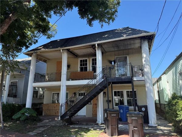 618 FERN Street , New Orleans, LA 70118