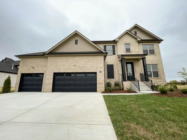 121 Harlinsdale Blvd , Gallatin, TN 37066