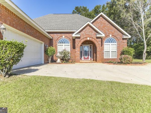 80 Mallard Pointe, Kathleen, GA 31047