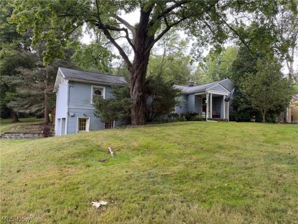 3452 Tee Drive , Akron, OH 44333