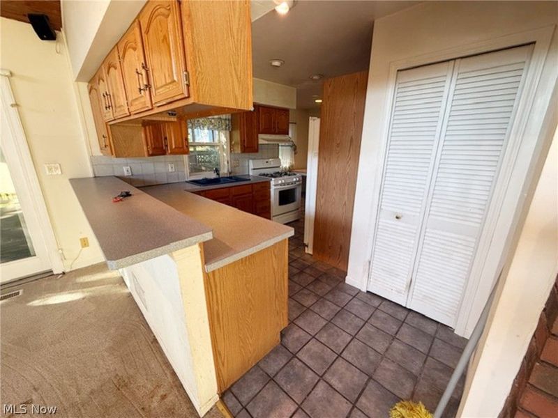 3452 Tee Drive , Akron, OH 44333 Photo 15