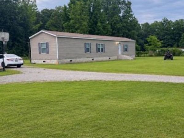 5494 Old Vinton Road, West Point, MS 39773