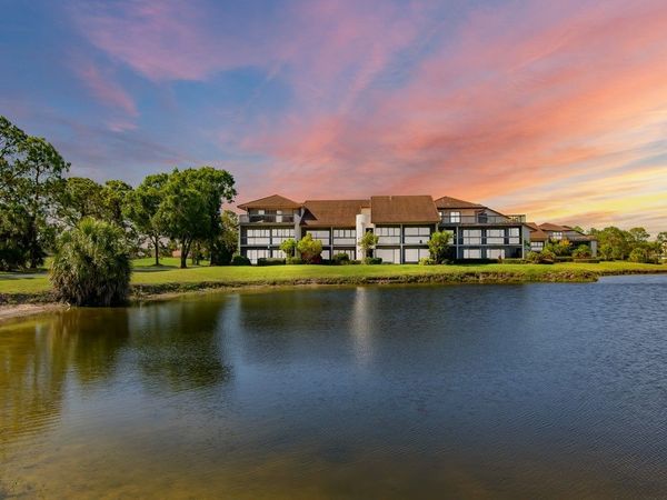 3200 Twin Lakes Terrace, Unit 202, Fort Pierce, FL 34951
