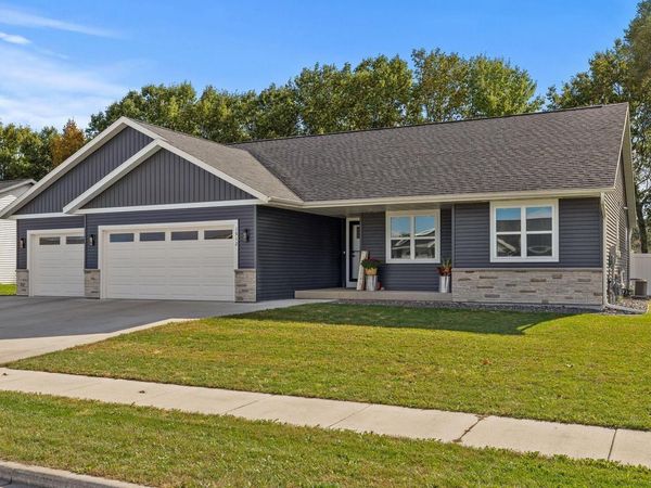 1912 Brooklyn PLACE, Holmen, WI 54636
