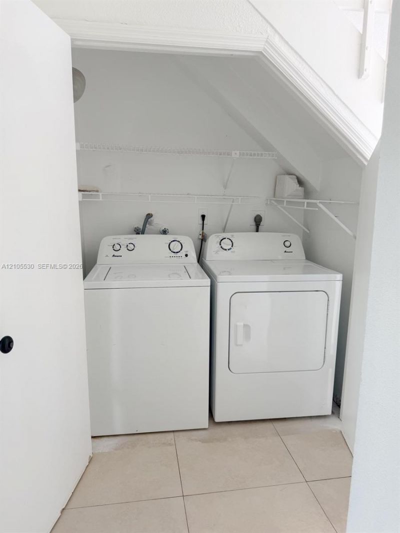 6570 SW 12th St , Unit 7-6570, West Miami, FL 33144 Photo
