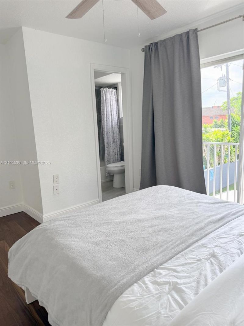 6570 SW 12th St , Unit 7-6570, West Miami, FL 33144 Photo