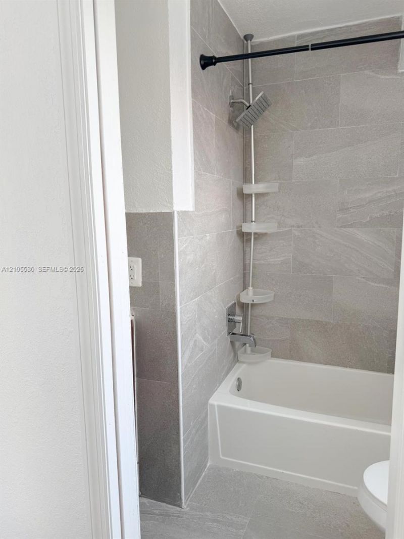 6570 SW 12th St , Unit 7-6570, West Miami, FL 33144 Photo