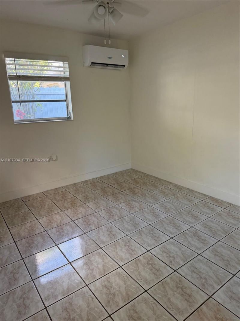 1405 NW 121st St, Unit 2, North Miami, FL 33167 Photo
