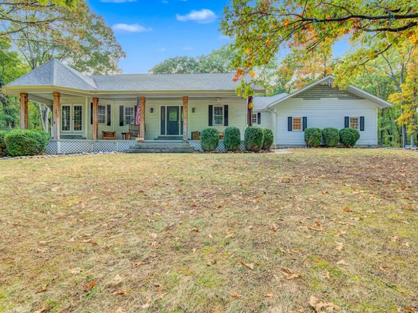 16555 N Mccauley Lane , Mt Vernon, IL 62864