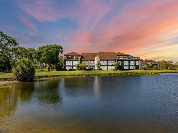 3200 Twin Lakes Terrace, Unit 202, Fort Pierce, FL 34951