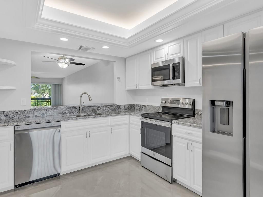 3200 Twin Lakes Terrace, Unit 202, Fort Pierce, FL 34951 Photo