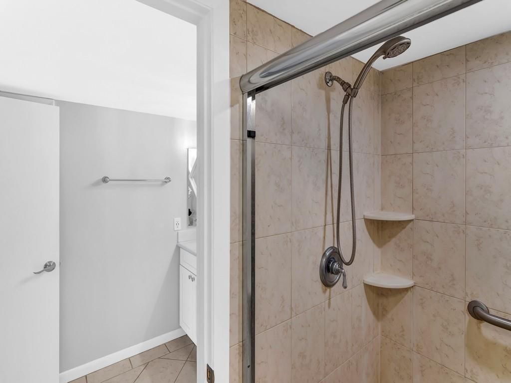 3200 Twin Lakes Terrace, Unit 202, Fort Pierce, FL 34951 Photo