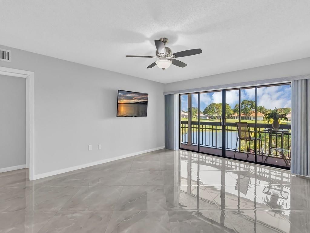 3200 Twin Lakes Terrace, Unit 202, Fort Pierce, FL 34951 Photo