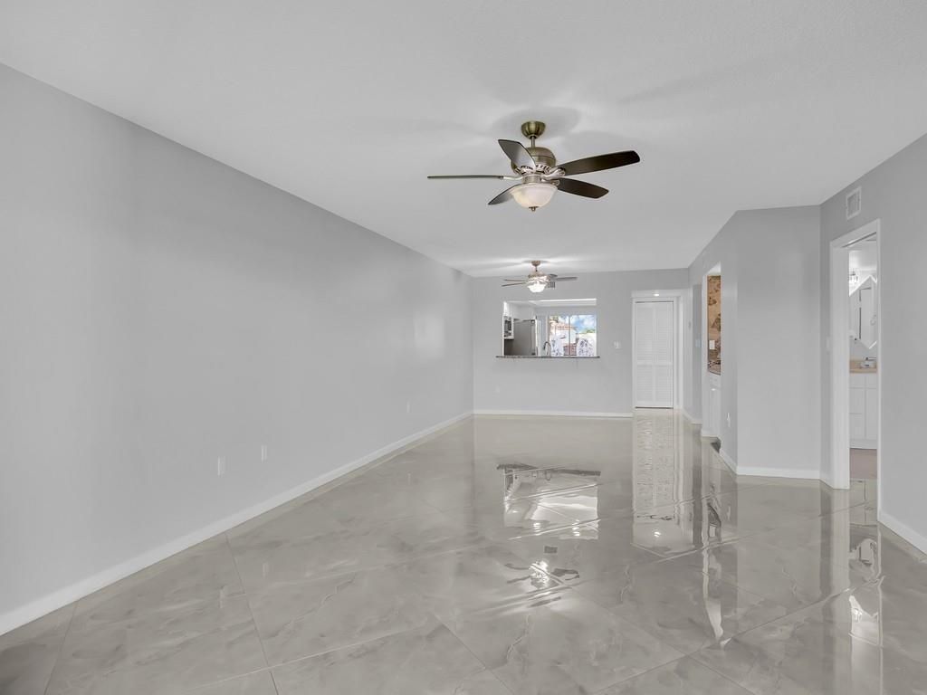3200 Twin Lakes Terrace, Unit 202, Fort Pierce, FL 34951 Photo