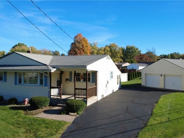 1501 Gypsy Lane , Niles, OH 44446