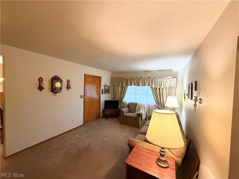1501 Gypsy Lane, Niles, OH 44446 Photo 5