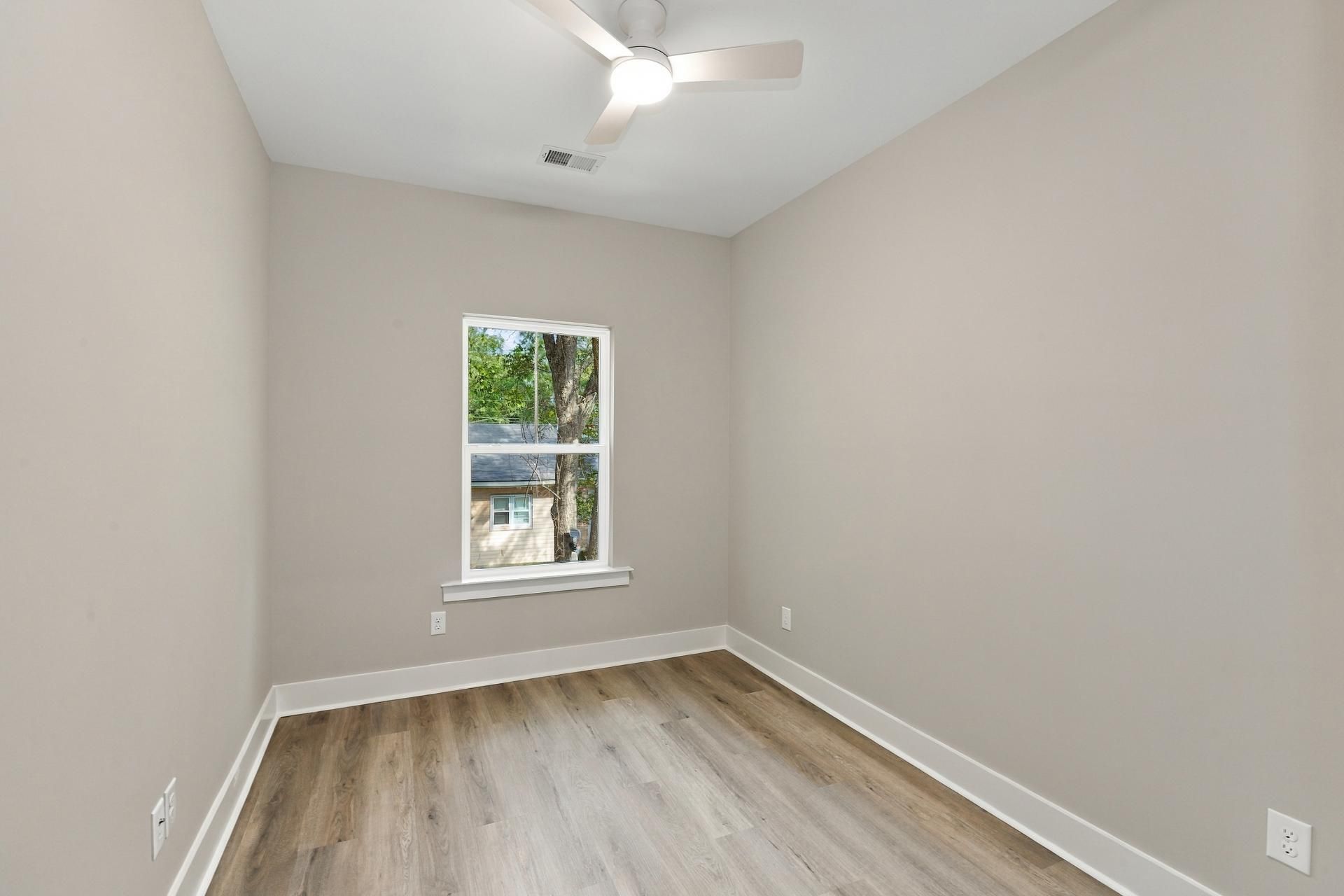 4830 Gaynor Avenue Photo 13