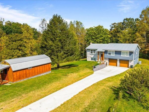 230 Mack Gamble Lane, Jacksboro, TN 37757