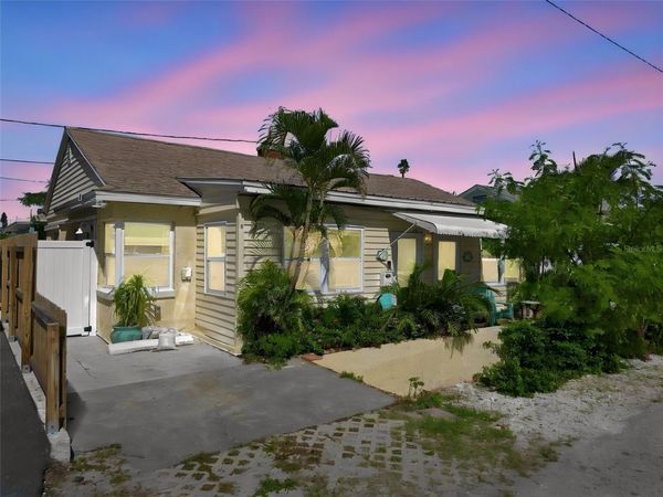 78 146TH AVENUE E, MADEIRA BEACH, FL 33708