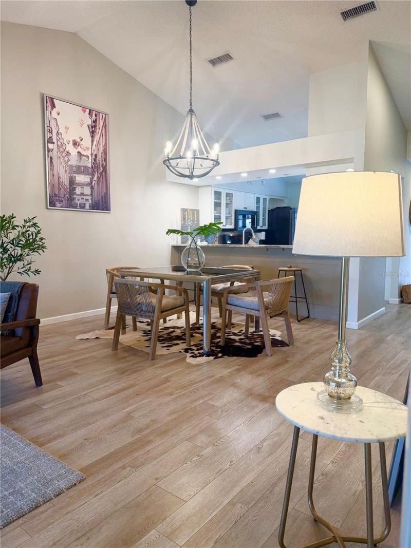 5847 Clubside Drive, Sarasota, FL 34243 Photo