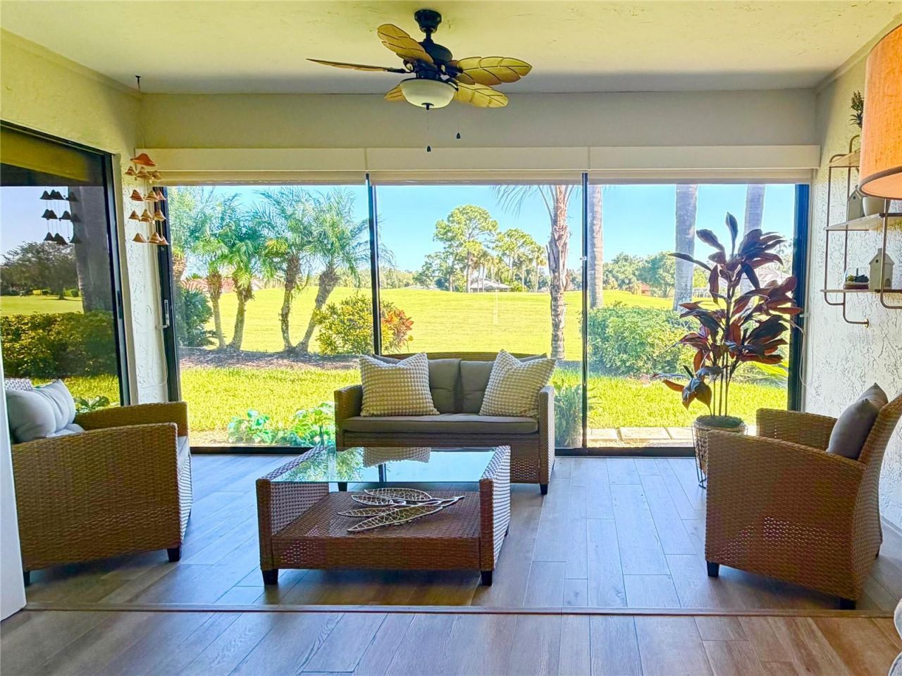5847 Clubside Drive, Sarasota, FL 34243 Photo
