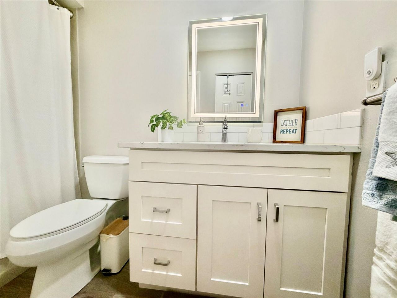 5847 Clubside Drive, Sarasota, FL 34243 Photo