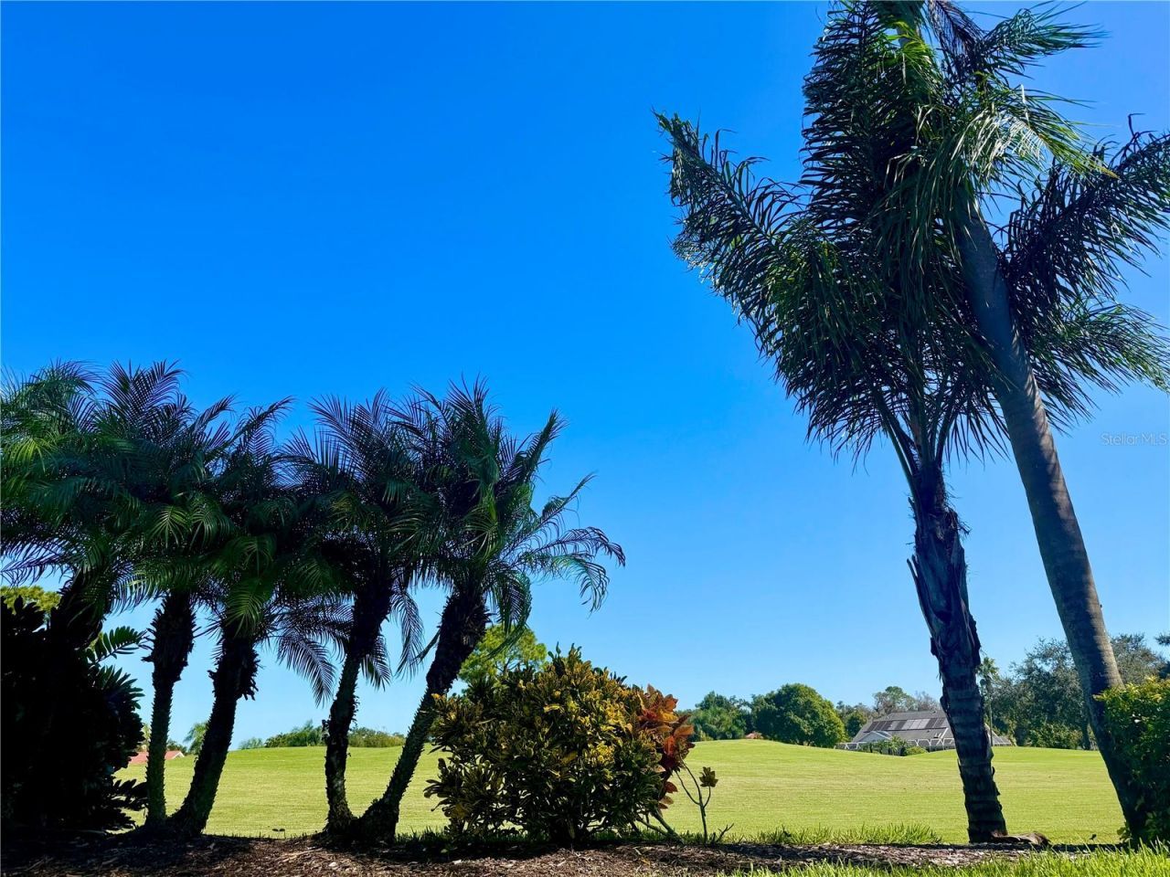 5847 Clubside Drive, Sarasota, FL 34243 Photo