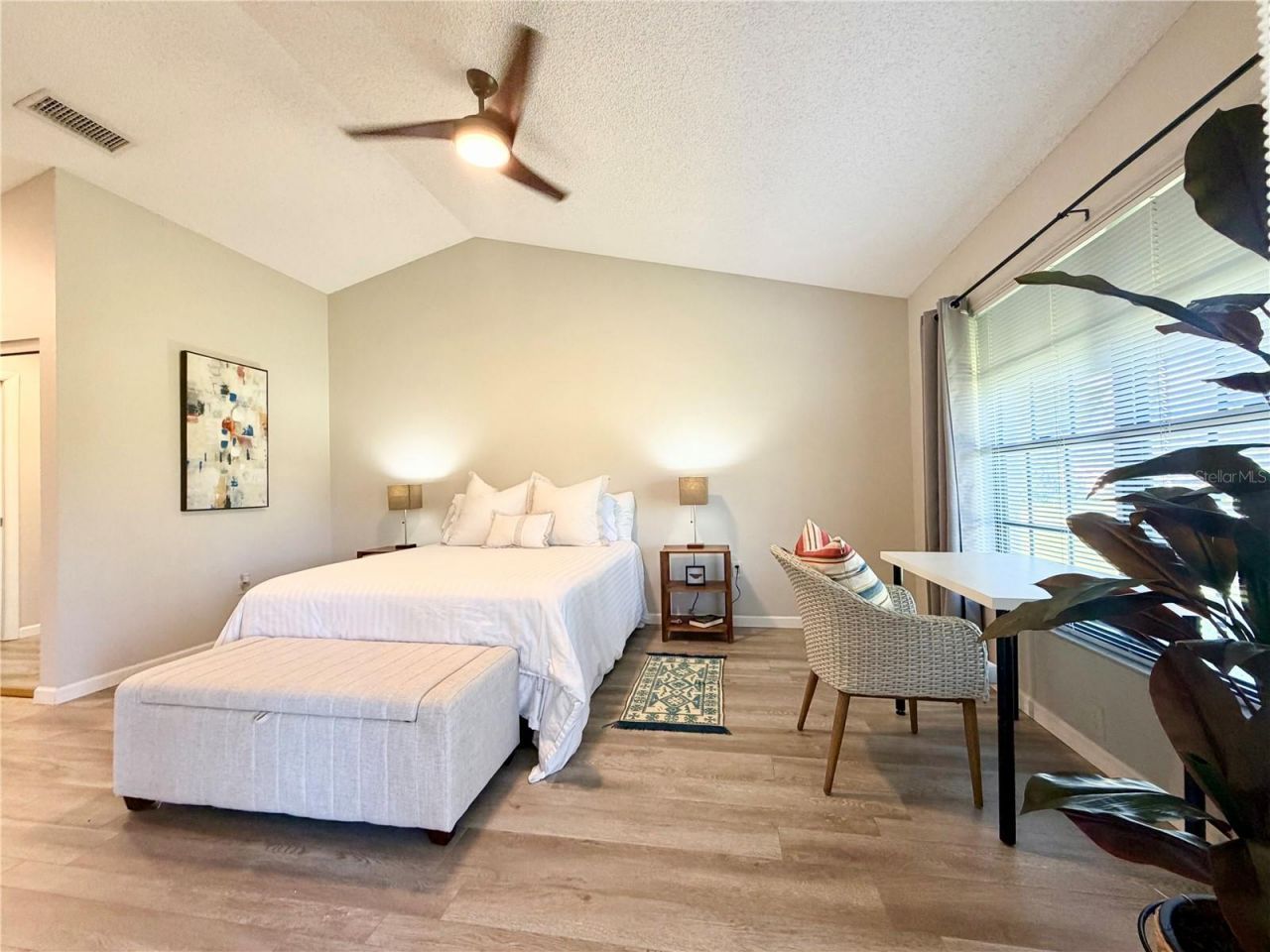 5847 Clubside Drive, Sarasota, FL 34243 Photo
