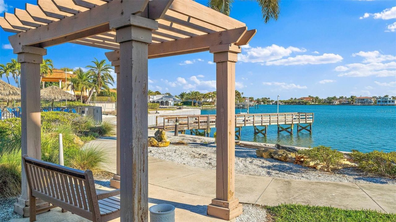 5108 Brittany Drive S, Unit 1006, Saint Petersburg, FL 33715 Photo