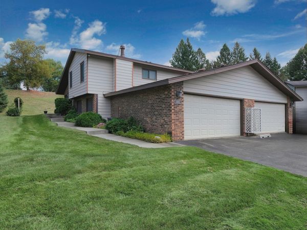 1081 Weston Lane N, Plymouth, MN 55447