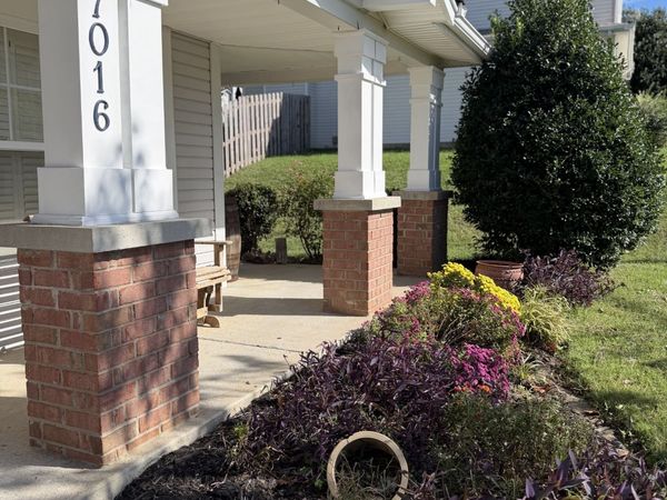 7016 Lexington Point Dr , Nashville, TN 37221
