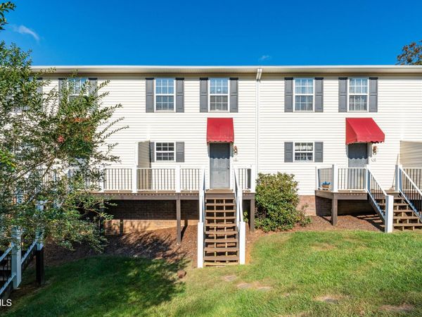 2201 Cherokee Road, Unit Apt 11, Johnson City, TN 37604