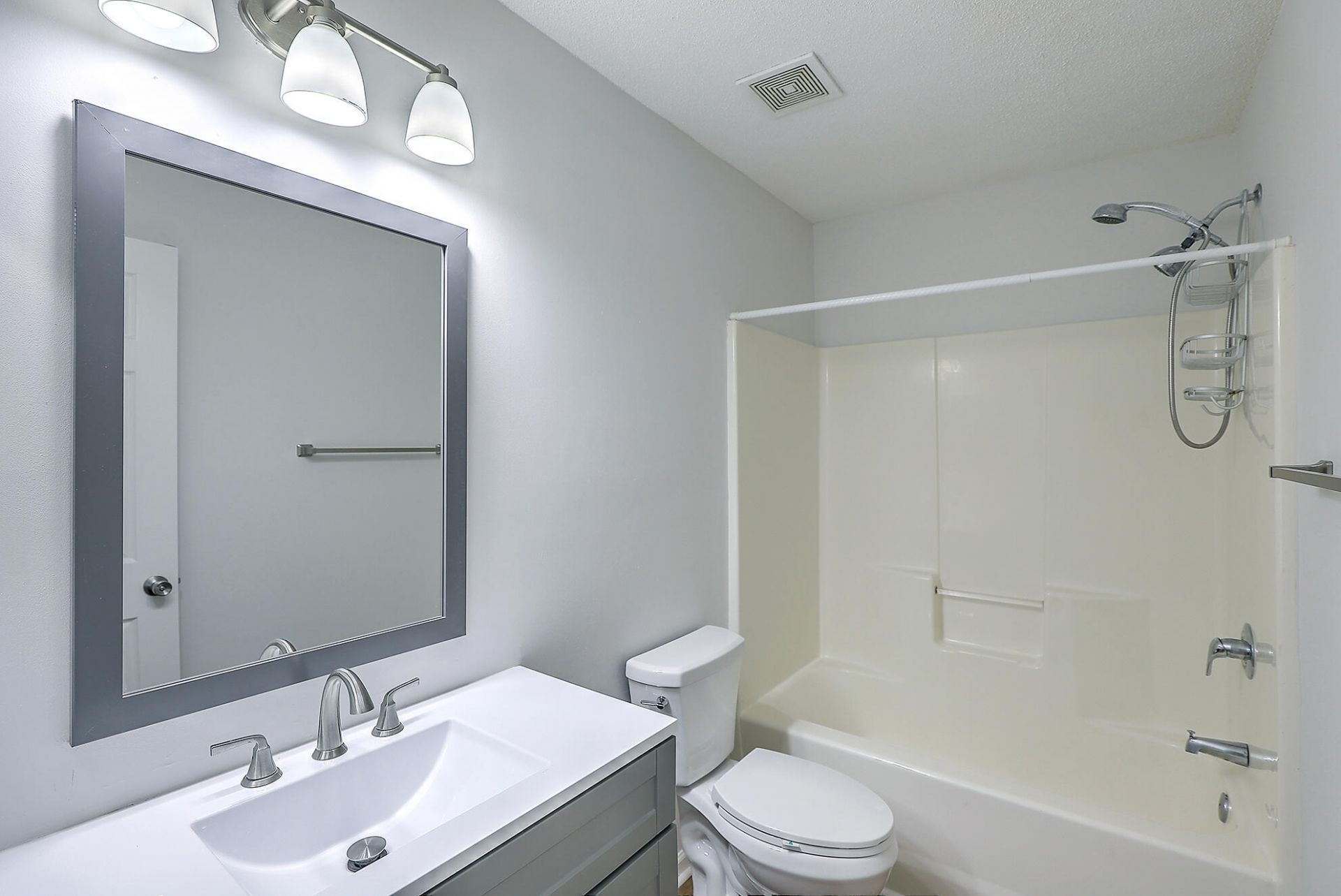 8047 Shadow Oak Drive Photo 23